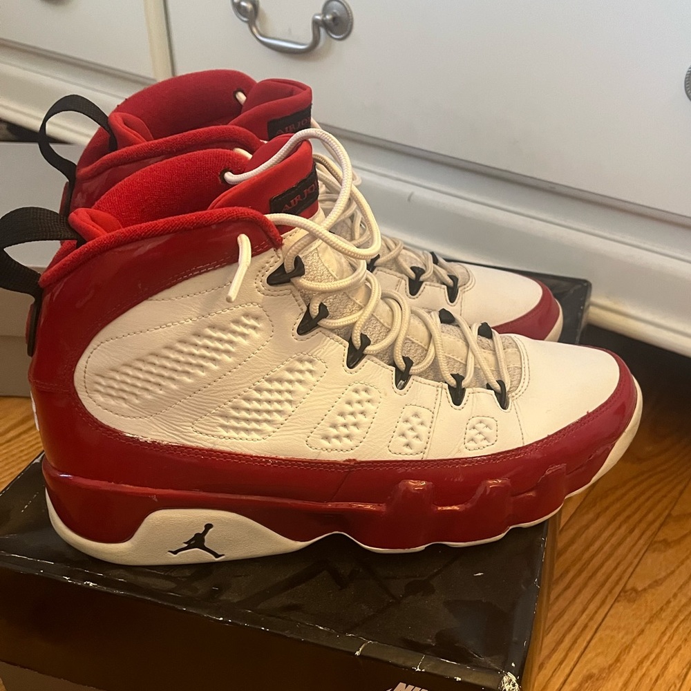 Retro Jordan 9 Gym Red